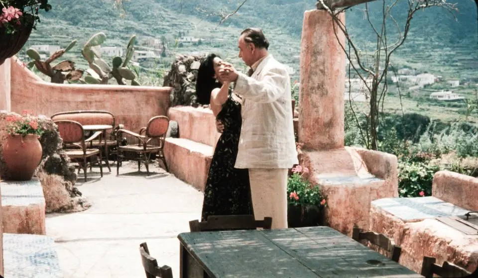 cineturismo, location, cinema, turismo, film tourism, Movie tour, postino, Postman, Massimo Troisi, Procida, Pantelleria, salina, spiaggia di Pollara, Pollara, marina corricella, michael radford, Pollara, Pablo Neruda, Skarmeta, Philippe Noiret, Maria Grazia Cucinotta