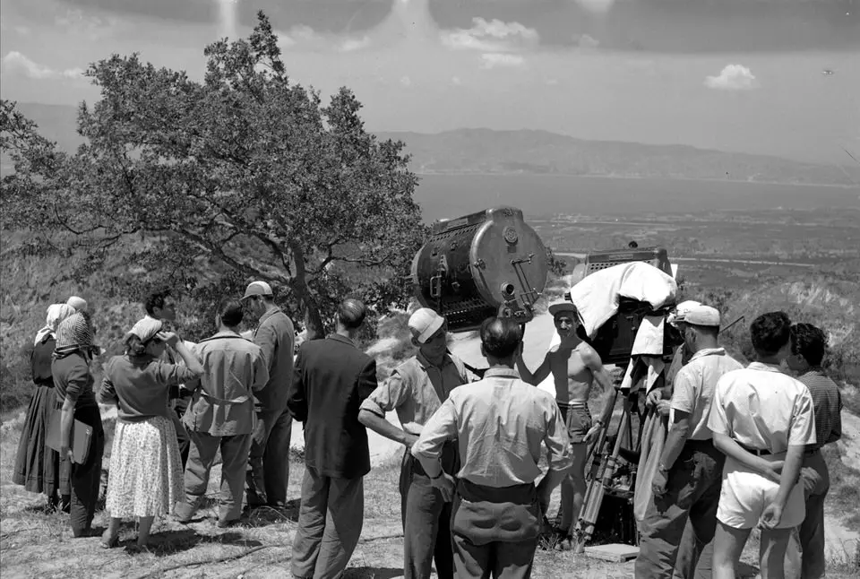 cineturismo, location, cinema, turismo, film tourism, movie tour, Carne inquieta, Ortì, Calabria, Reggio, Aspromonte, Taormina, Biblioteca di Sant’Agostino, Sant'Agostino, Sicilia, Raf Vallone, Marina Berti