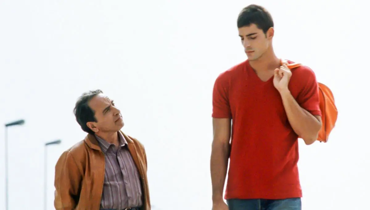 cineturismo, location, cinema, turismo, film tourism, movie tour, Imbalsamatore, embalmer, tassidermista, taxidermist, Castelvolturno, Castel Volturno, litorale domizio, Domizia coastline, via Domitiana, Cremona, pianura padana, Padana plain, fiume Po, river Po, Campania, Lombardia, Lombardy