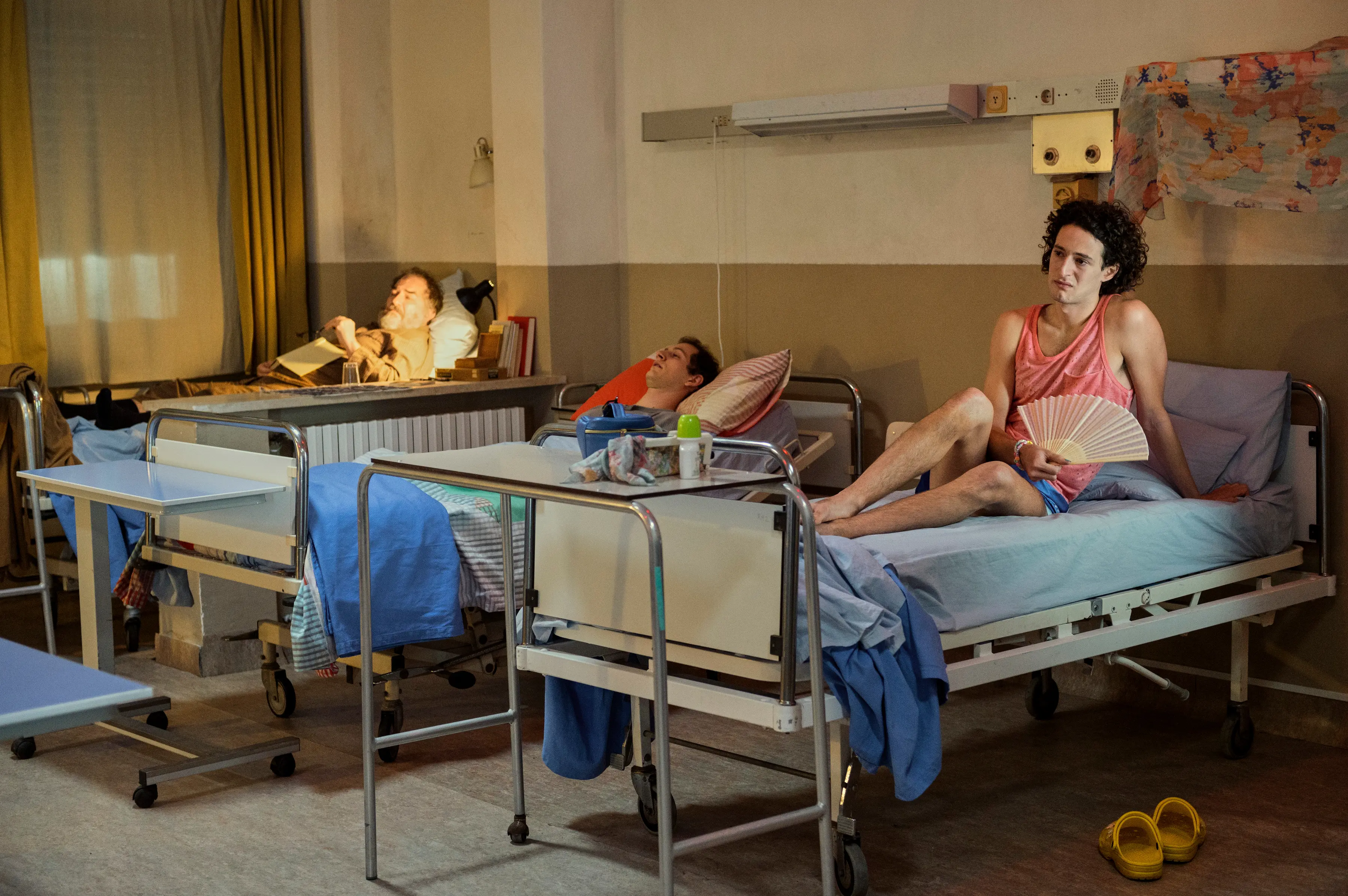 cineturismo, location, cinema, turismo, film tourism, movie tour, tutto chiede salvezza, netflix, serie tv, roma, garbatella, anzio, ostia, kursaal, Daniele Mencarelli, Kursaal, Ostia, Italy for Movies