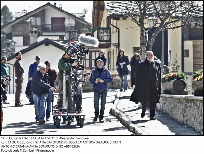 cineturismo, location, cinema, turismo, film tourism, movie tour, Il peggior Natale della mia vita, The Worst Christmas of My Life, Alessandro Genovesi, Fabio De Luigi, Cristiana Capotondi, Diego Abatantuono, Colorado film, Gressoney-Saint-Jean, Castel Savoia, Valle d'Aosta, Aosta Valley