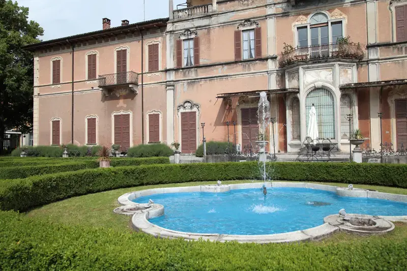 cineturismo, location, cinema, turismo, film tourism, movie tuo, villa, parco, museo, Istituto Superiore di Studi Religiosi, villa cagnola, collezione cagnola, Gazzada Schianno, varese, Lombardia, Lombardy, Italy for Movies
